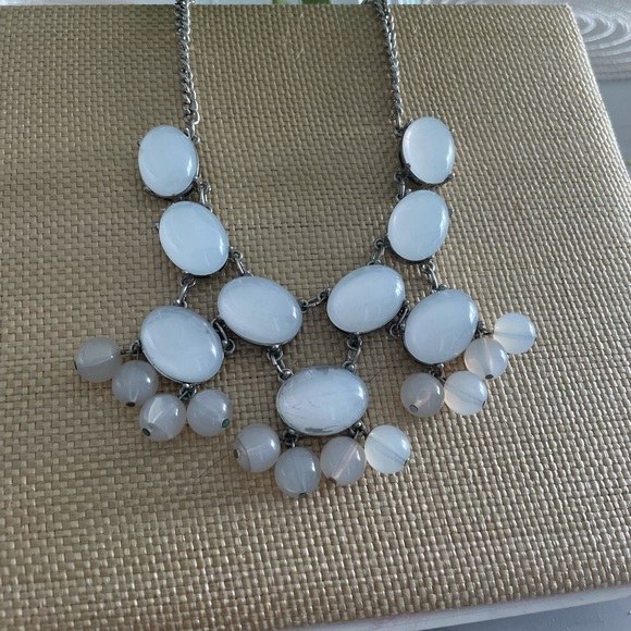 Light blue bauble necklace - Picture 2 of 3